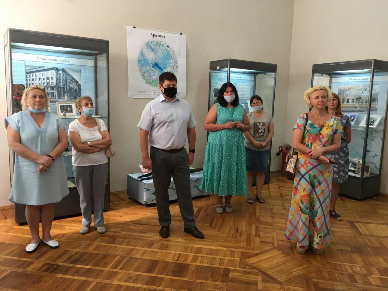 Открытие выставки "От южного Азова до льдов Арктики"