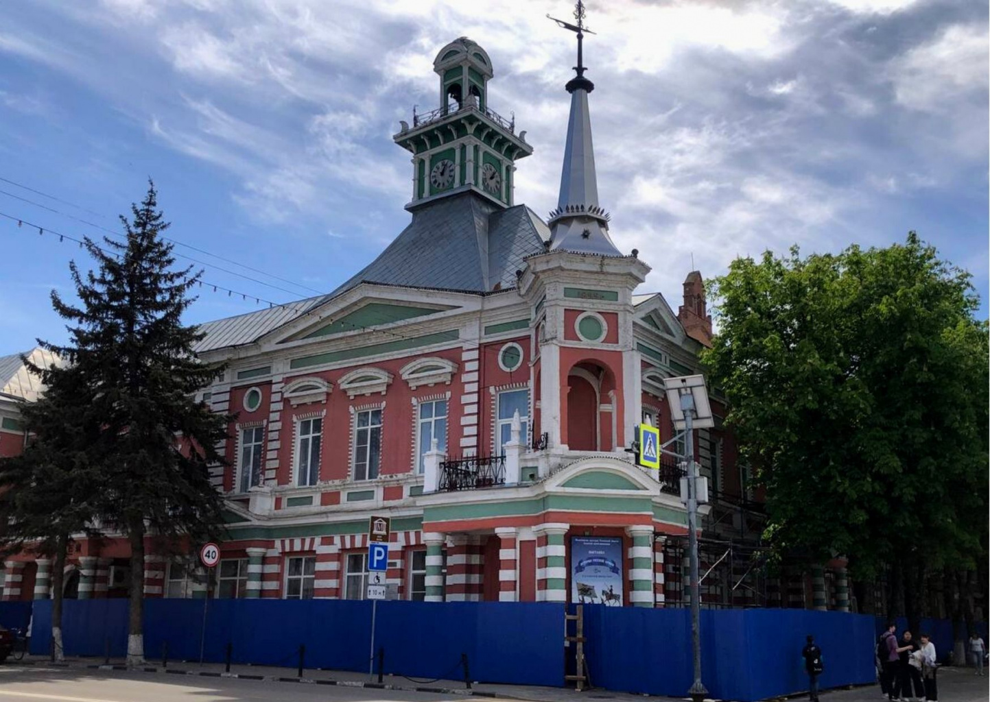 Началась подготовка к реставрационным работам фасада здания Азовского музея-заповедника 