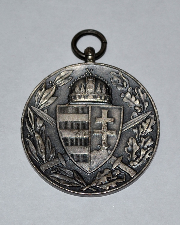 Медаль венгерская в память Первой Мировой войны. 1918 г.