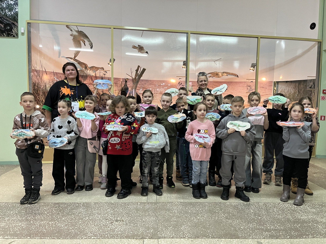 Познавательное путешествие в мир динозавров Познавательное путешествие в мир динозавров