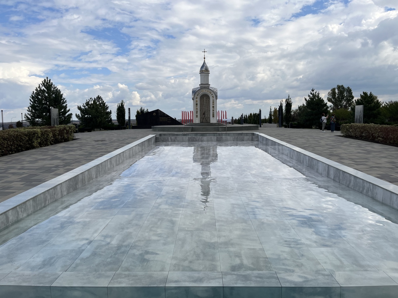 Сотрудники музея посетили военно-исторический музейный комплекс «Самбекские высоты» Сотрудники музея посетили военно-исторический музейный комплекс «Самбекские высоты»