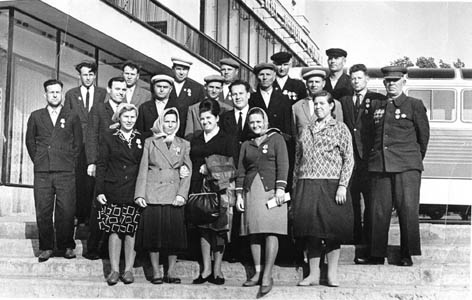 5.Делнгация передовиков сельского хозяйства.1966.jpg 5.Делнгация передовиков сельского хозяйства.1966.jpg