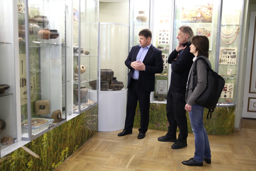 Творческий вечер французского драматурга и пианиста Жана-Луи Башле Творческий вечер французского драматурга и пианиста Жана-Луи Башле