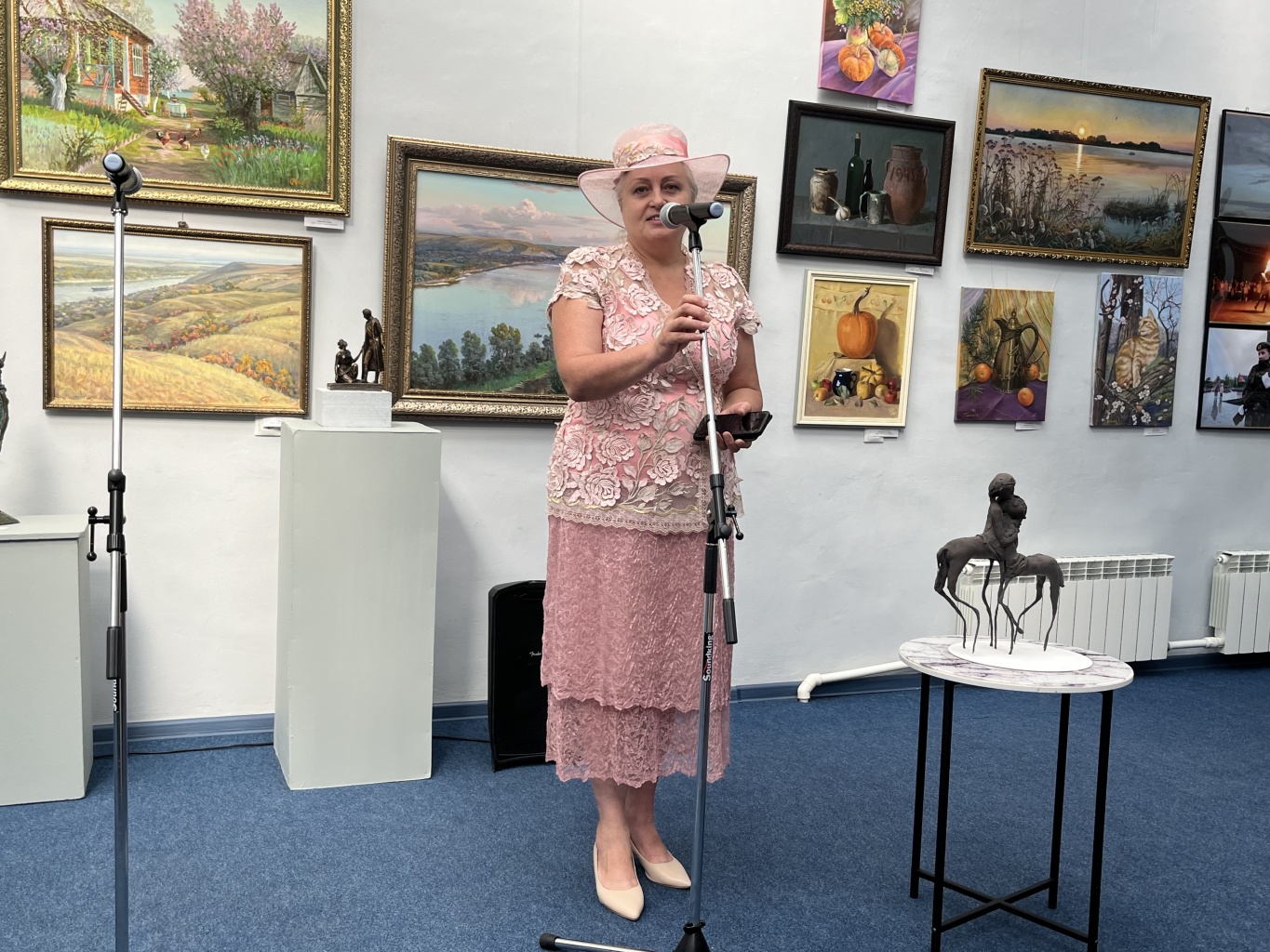 Открытие выставки азовских художников «АЗовАРТ»G Открытие выставки азовских художников «АЗовАРТ»G