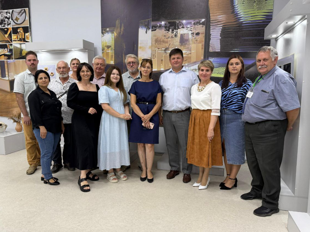 В Армавире открылась выставка «Золото степей» из фондов Азовского музея-заповедника В Армавире открылась выставка «Золото степей» из фондов Азовского музея-заповедника