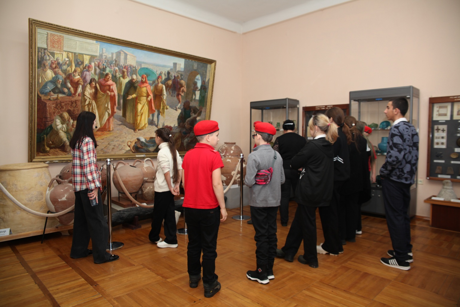 Губернатор поощрил волонтёров поездкой в Азовский музей-заповедник 