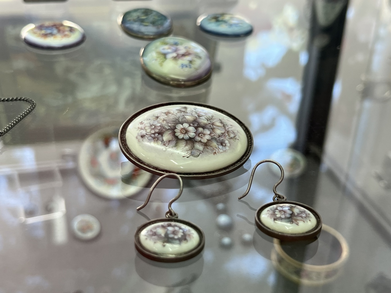 Огненное письмо. Ростовская финифть XIX-XXI веков