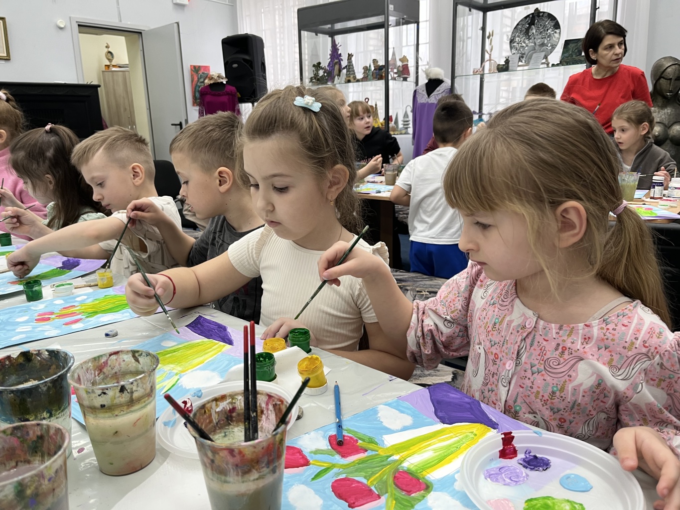 Весеннее настроение в выставочном зале «Меценат»