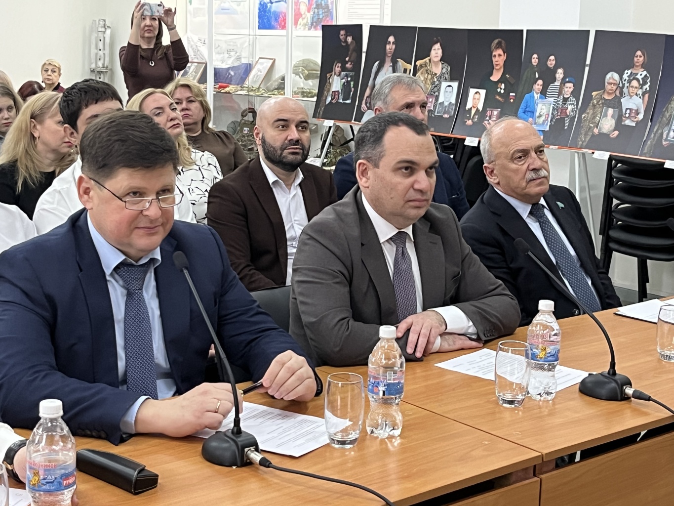 Видеоконференция с участием членов Ассоциации «Диалог Азов-Курбевуа» Видеоконференция с участием членов Ассоциации «Диалог Азов-Курбевуа»