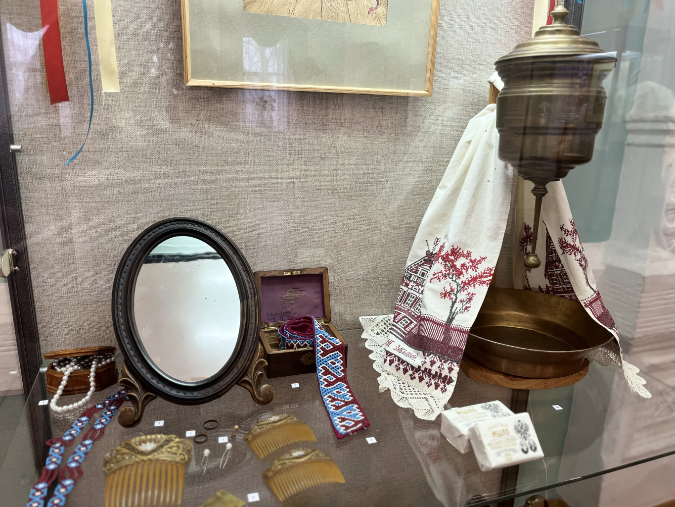 Выставка «Предметы милой старины»