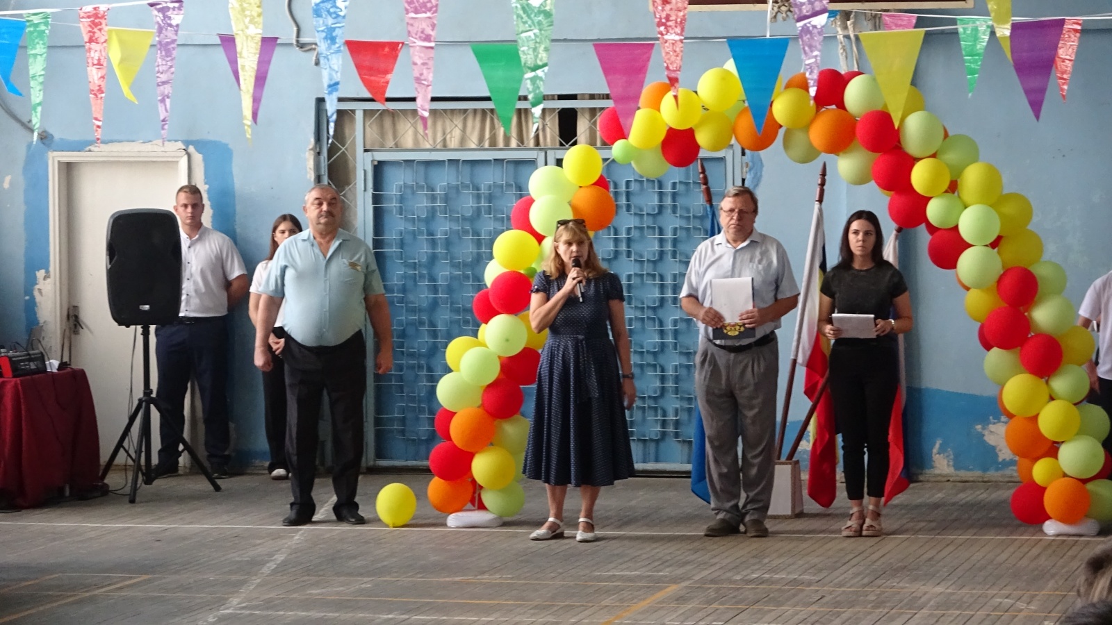 Школьная линейка в память о Бесланской трагедии Школьная линейка в память о Бесланской трагедии