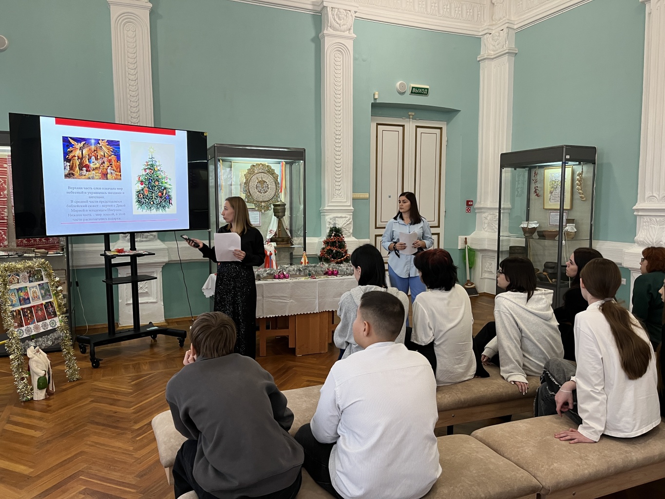  Путешествие в детство. История новогодних игрушек СССР