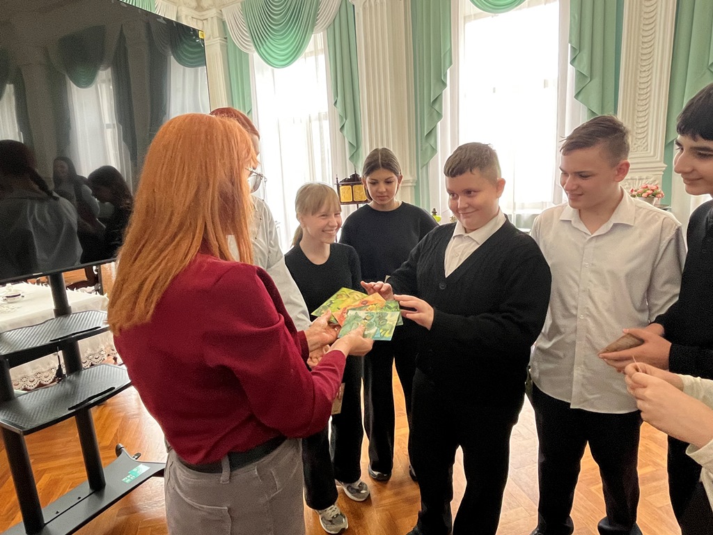 В музее рассказали школьникам об античных богах на Нижнем Дону