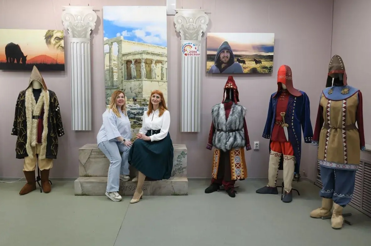 Азовский музей-заповедник представил в Геленджике выставку «Боспорское царство и Нижний Дон» Азовский музей-заповедник представил в Геленджике выставку «Боспорское царство и Нижний Дон»