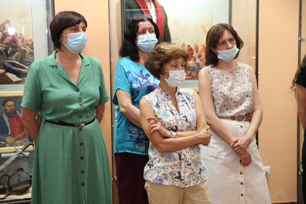 Выставка «Азовское осадное сидение» Выставка «Азовское осадное сидение»