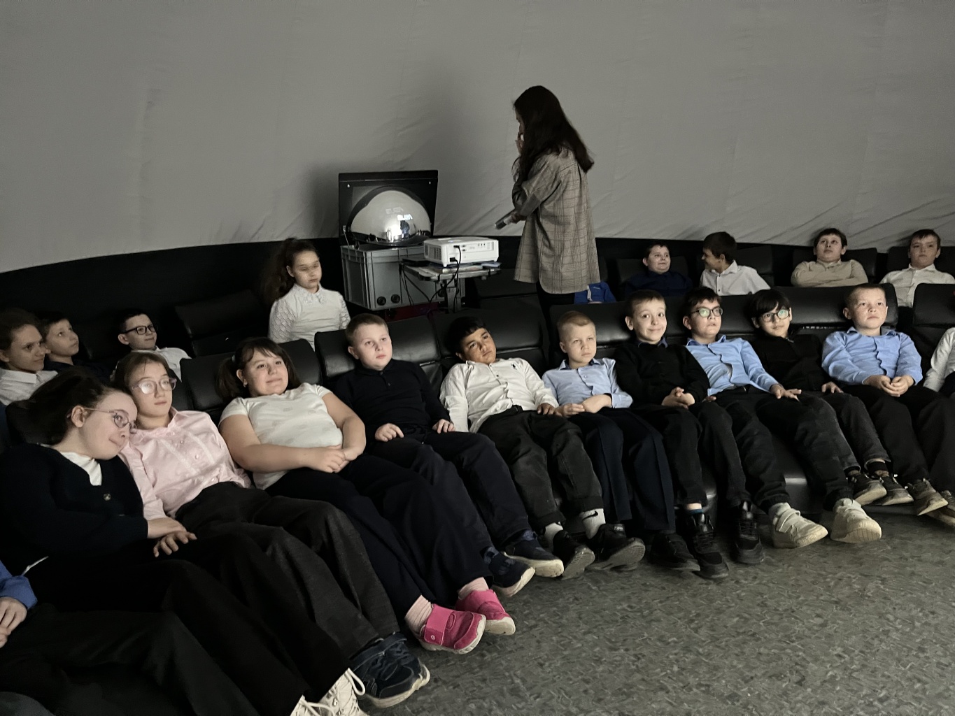 Возобновил работу музейный планетарий