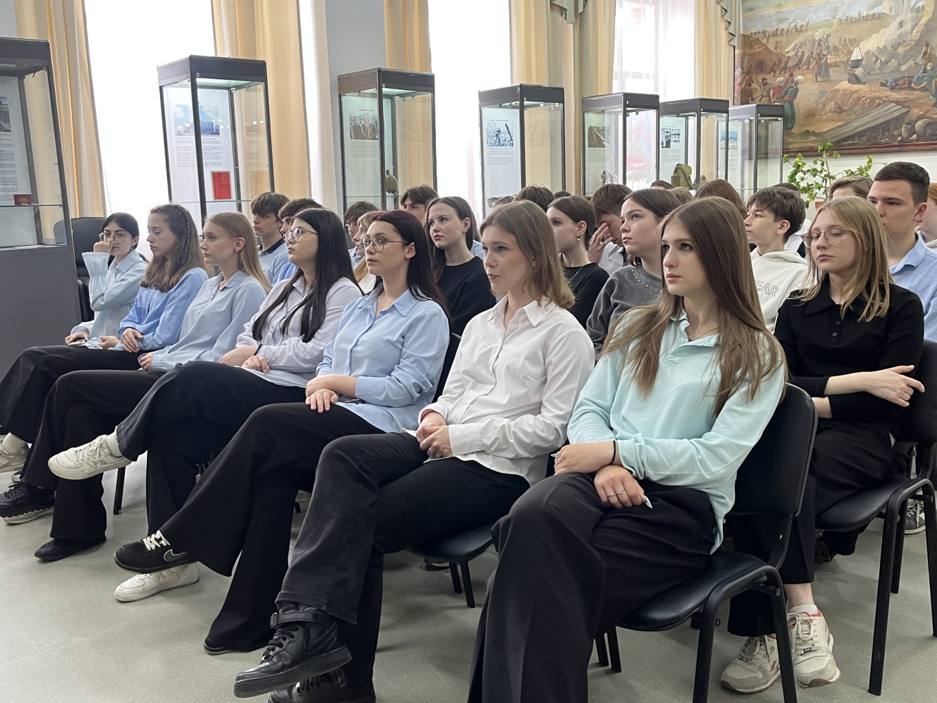 В музее прошла лекция о героической обороне Азова