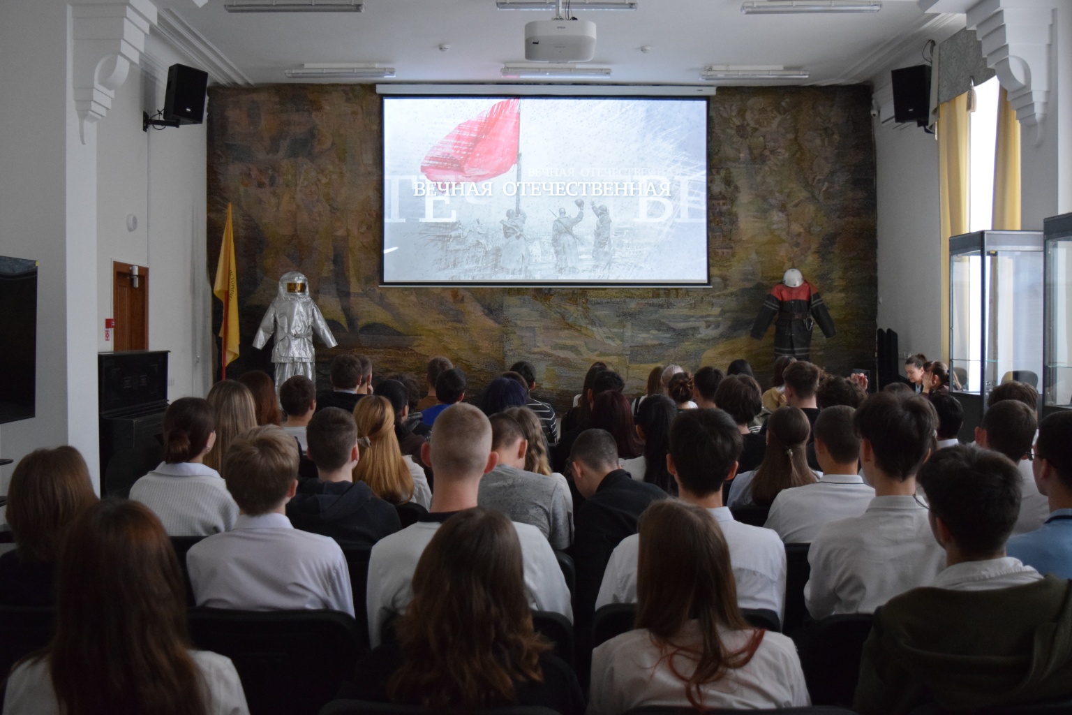 Школьники посетили мероприятие «Крылья Победы»