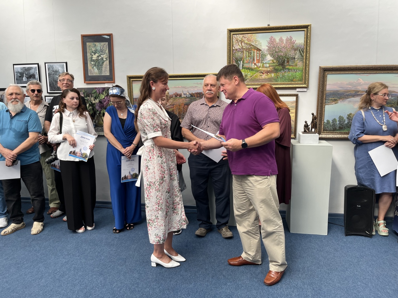 Открытие выставки азовских художников «АЗовАРТ» Открытие выставки азовских художников «АЗовАРТ»