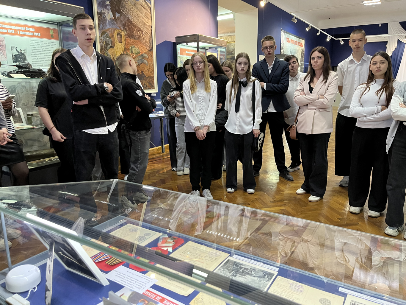 Экскурсии по выставке «Годы мужества и славы» Экскурсии по выставке «Годы мужества и славы»