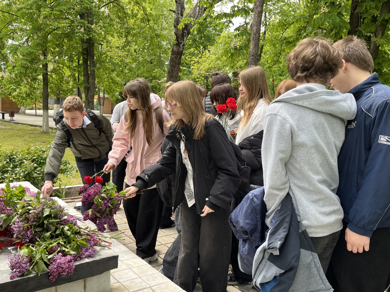 Пешеходная экскурсия для школьников, приуроченная к 81-й годовщине Великой Победы