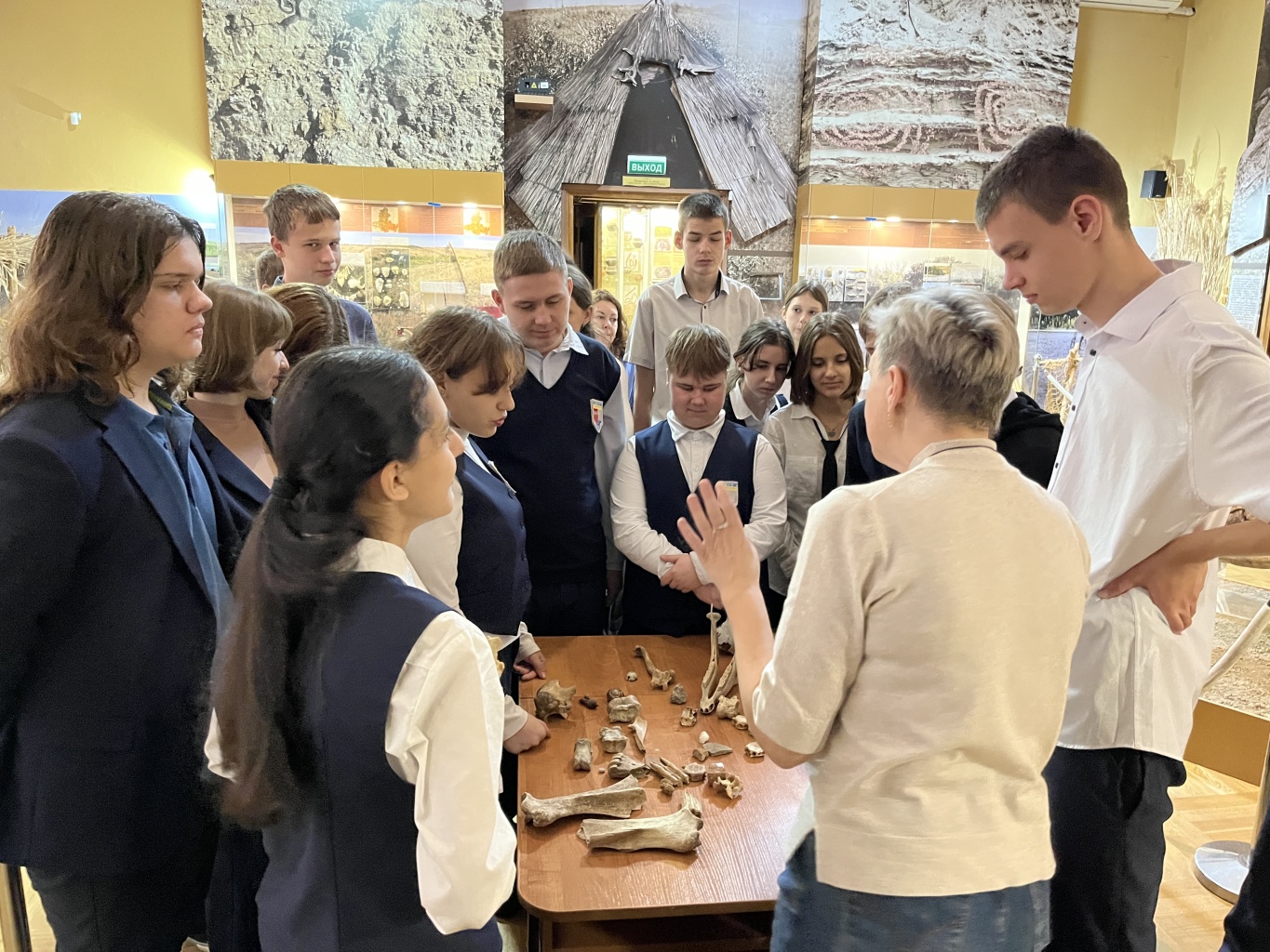 Путешествие в мир первобытного человека Путешествие в мир первобытного человека