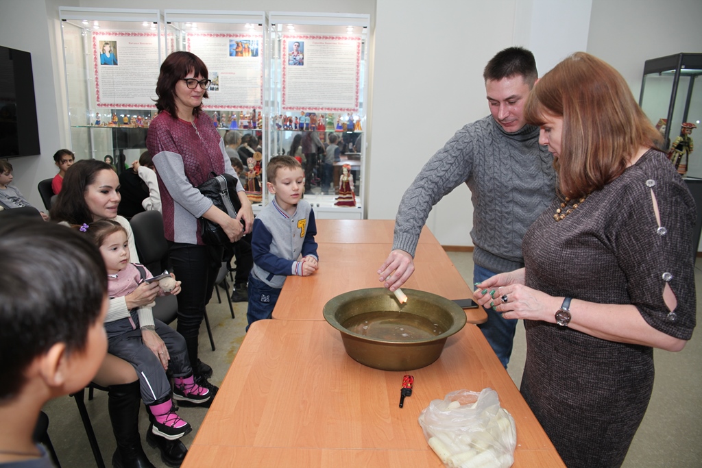 <div class="two-columns-text">